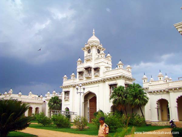 chowmahalla-palace