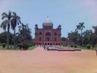 safdarjang-tomb6